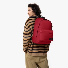 Eastpak Alltags-Rucksack Out Of Office scarlet rot 27 Liter